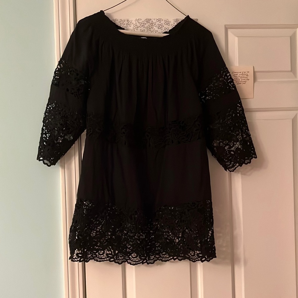 Chico’s Black Lace and Linen tunic